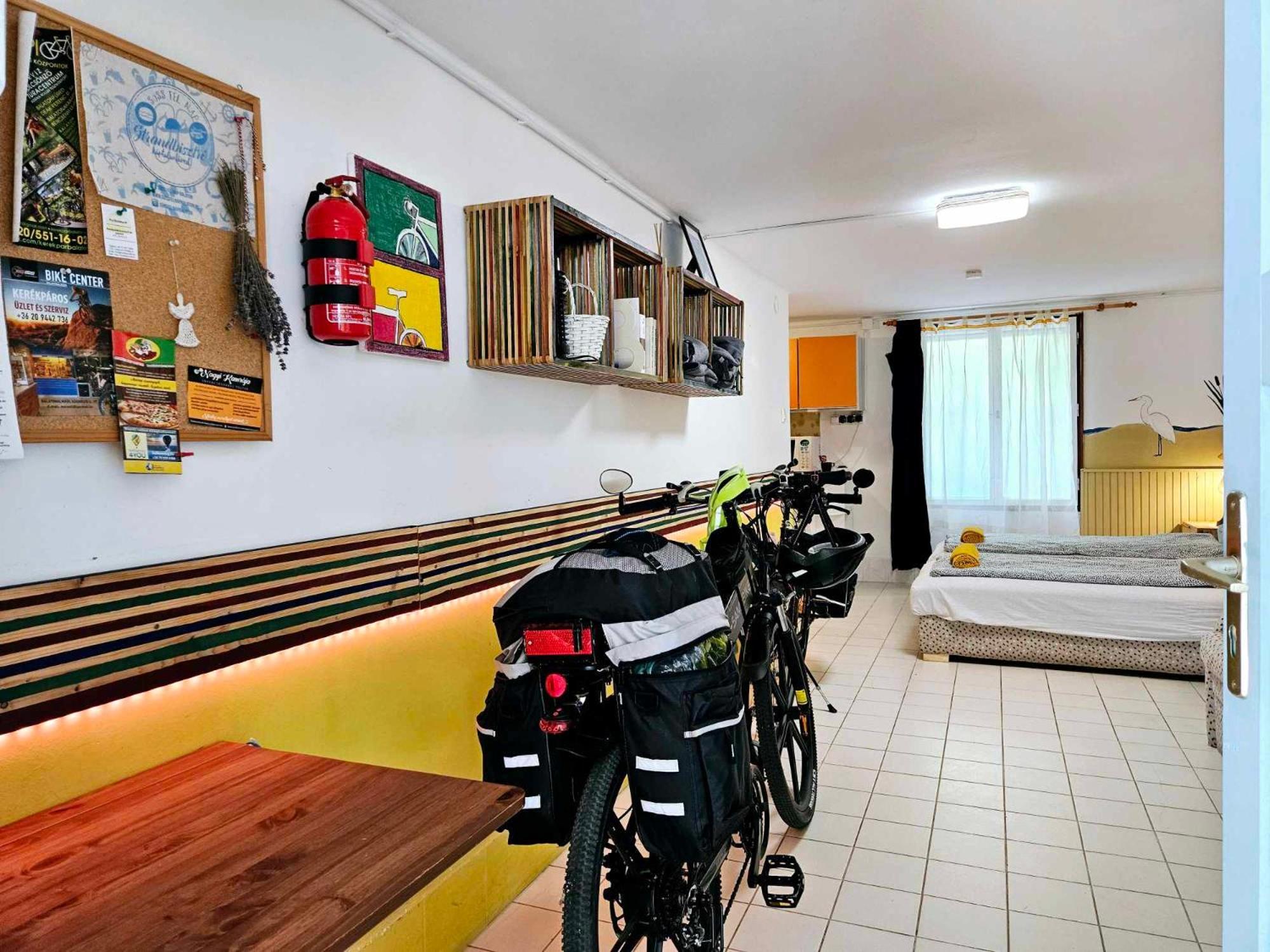 Apartment for Cyclists RIDE IN Balatonalmádi Esterno foto